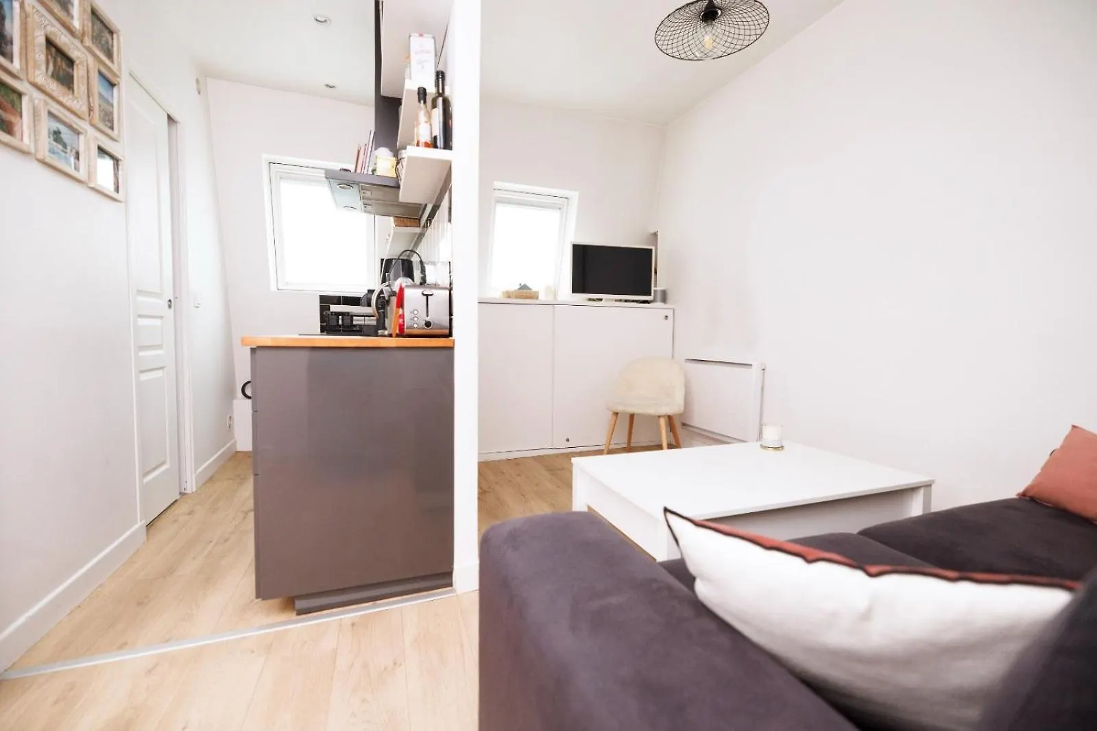 Charmant Studio Pres De Montmartre Parigi Francia